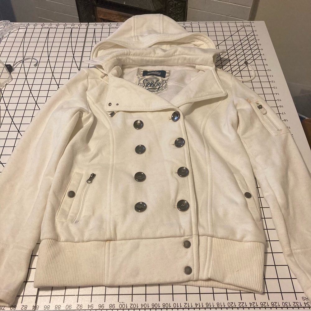 White double breasted sweatshirt-jacket